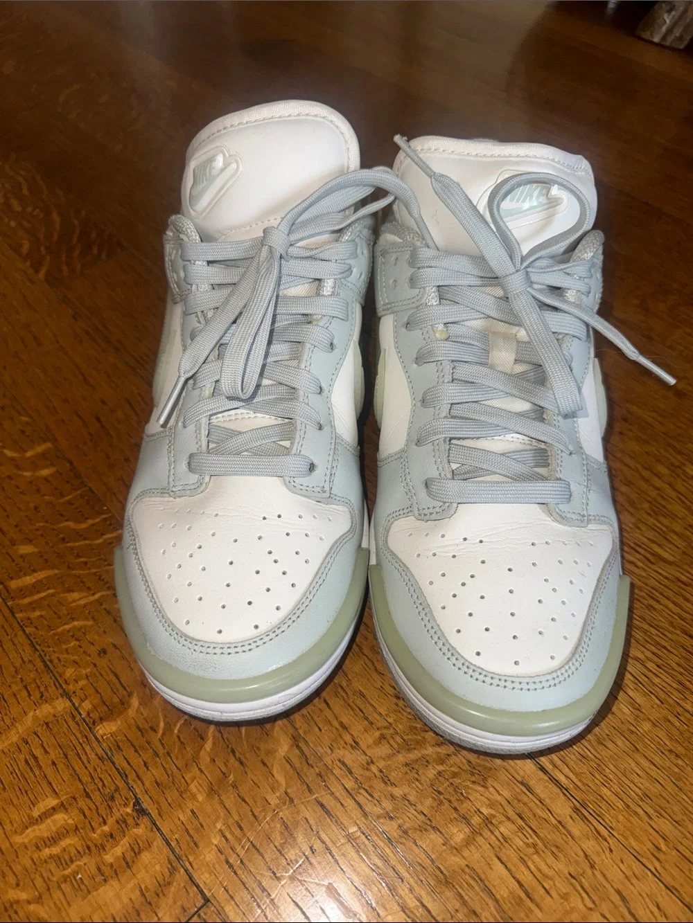 Nike Women’s Low-Top Sneakers in Light Gray and White with Pale Green Accents
